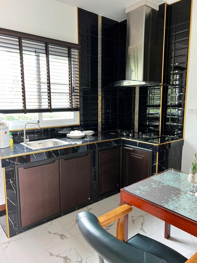 New Home Gบ้านเดี่ยวสร้างใหม่ ใกล้ทะเล ตัวเมืองระยอง Ban Chak Phai Ngoại thất bức ảnh